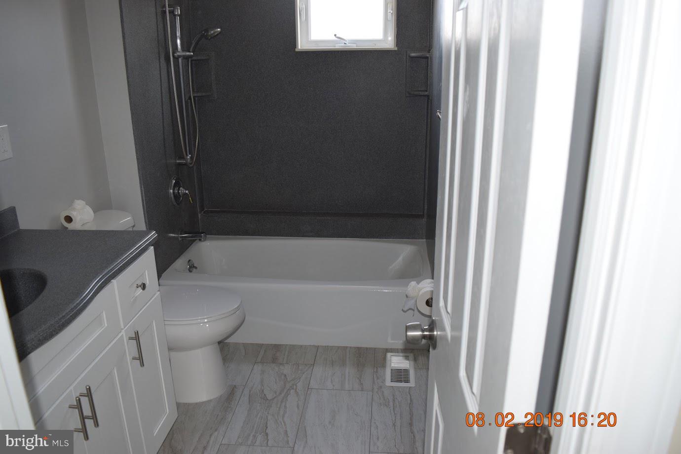 4 Larkin Road Burlington, NJ 08016 - Photo 12 of 23 Gallery Image 12