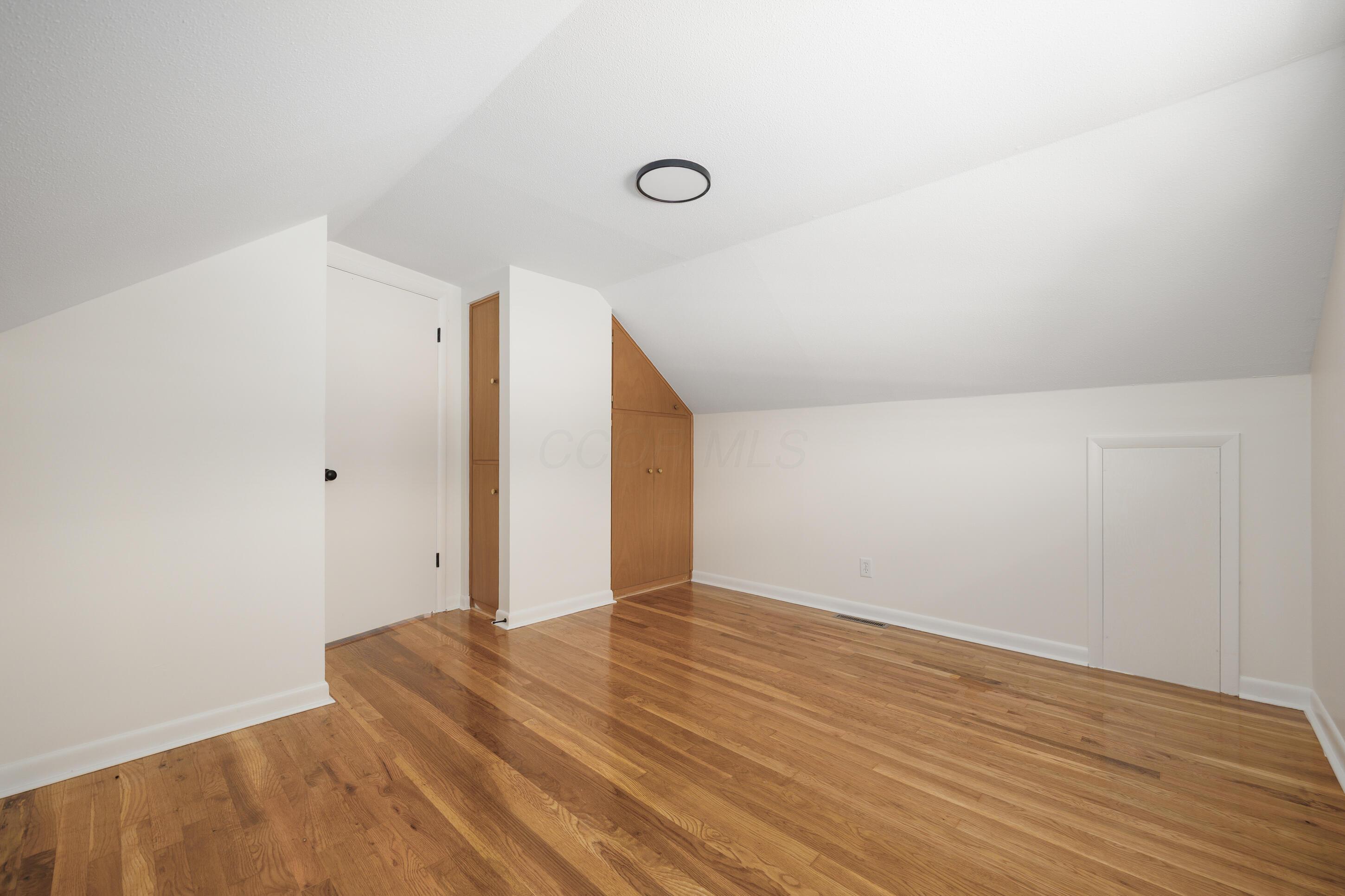 1079 Loring Road Columbus, OH 43224 - Photo 22 of 48 Bedroom 3
