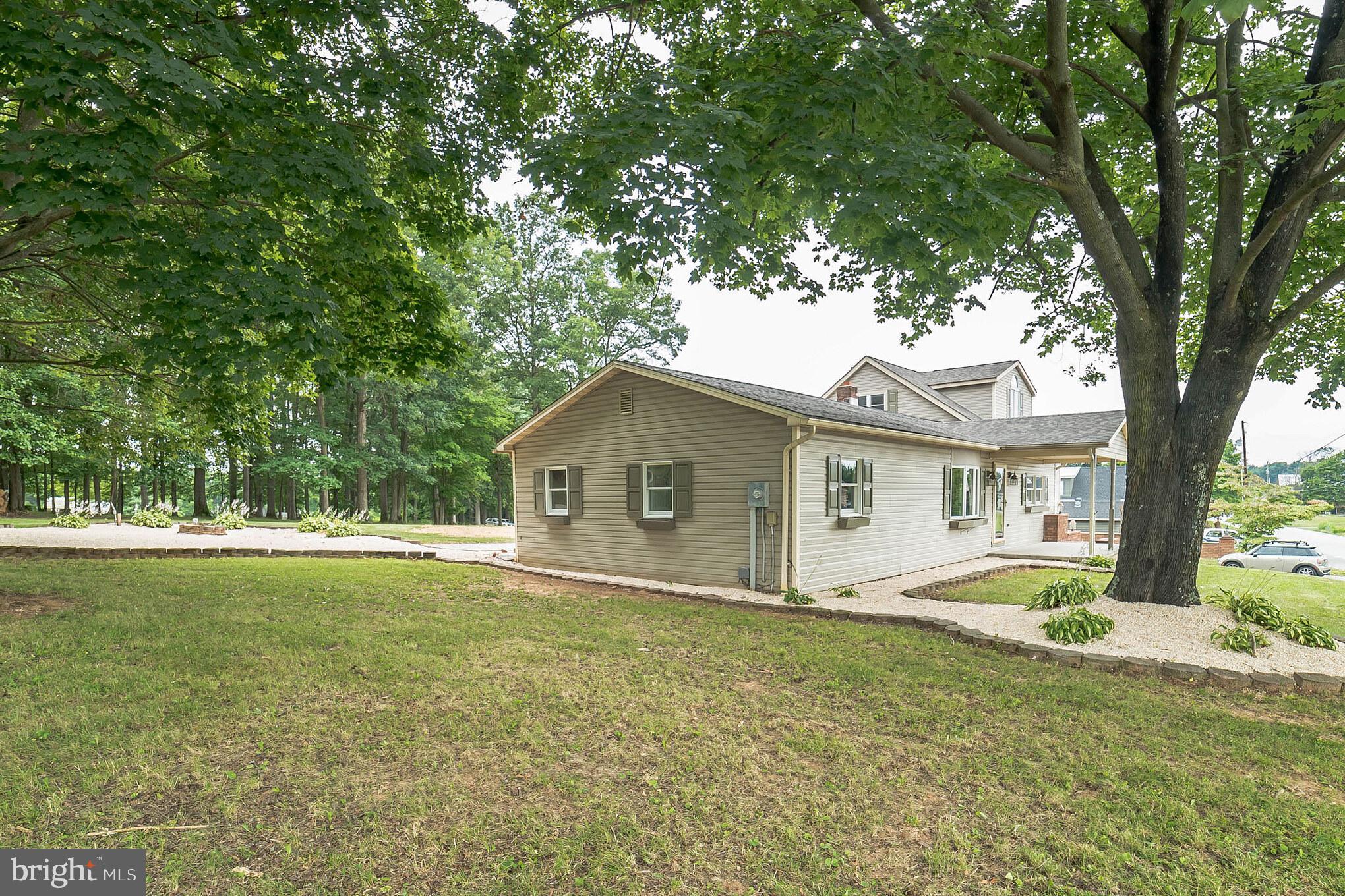 345 Pine Grove Road Hanover, PA 17331 - Photo 33 of 37 a house with a outdoor space