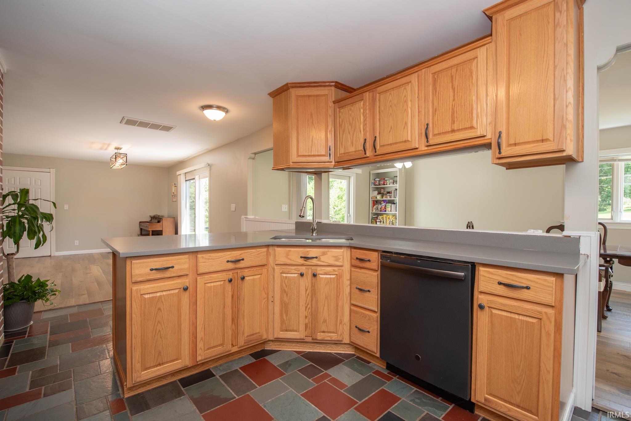 1801 Hemlock Road Lafayette, IN 47905 - Photo 9 of 36 Gallery Image 9