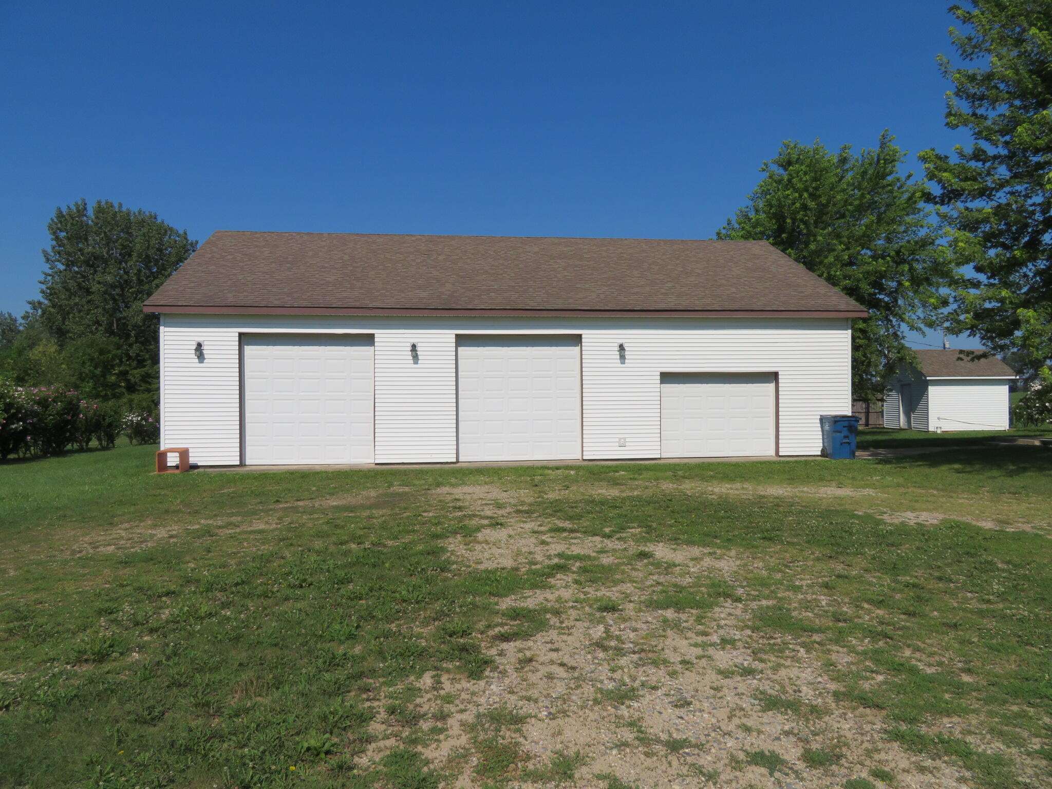 396 Taggart Road Bronson, MI 49028 - Photo 2 of 23 Pole Barn/Garage