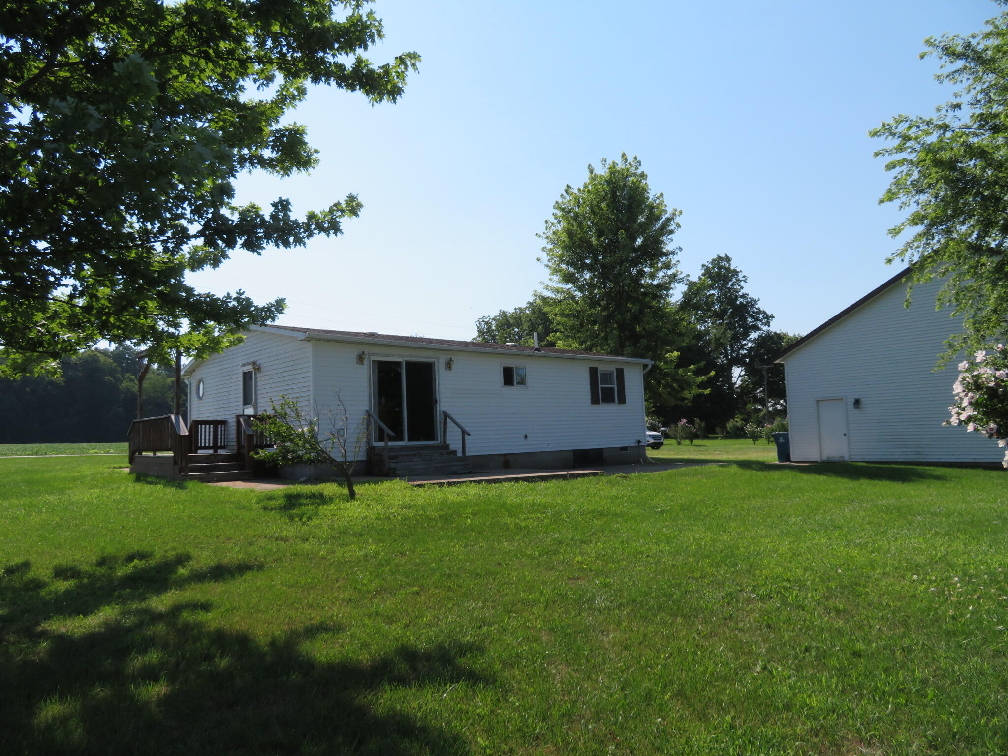 396 Taggart Road Bronson, MI 49028 - Photo 5 of 23 Back