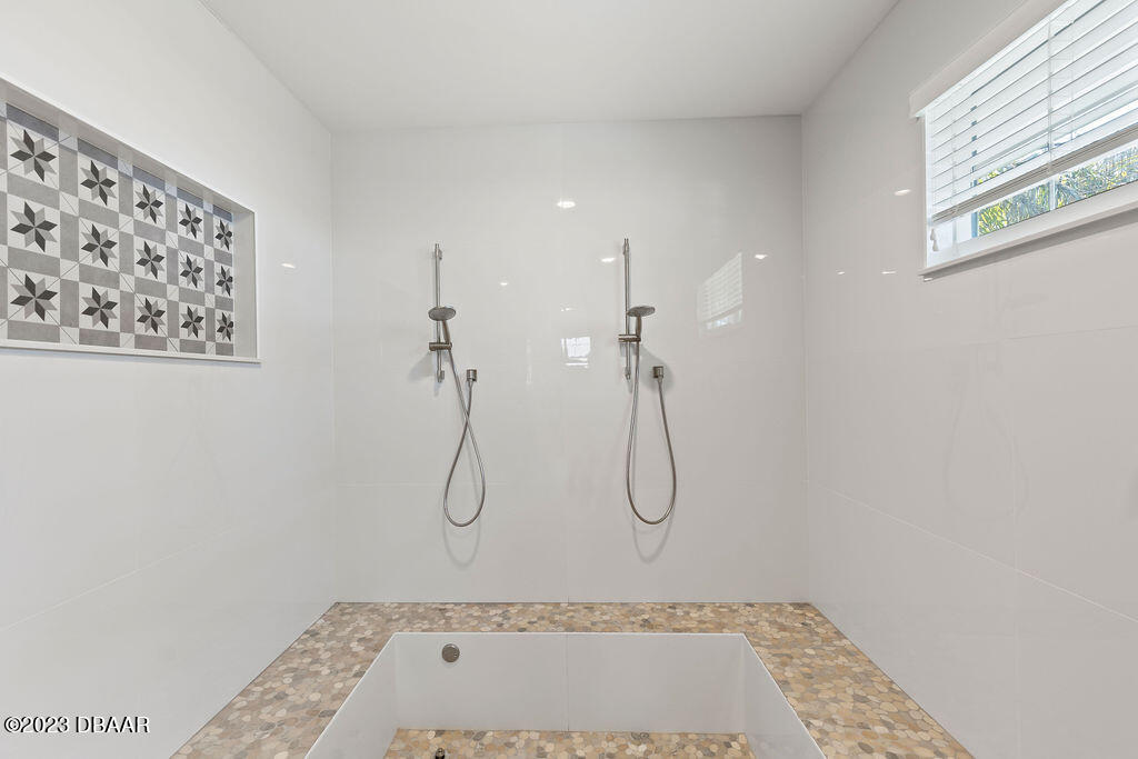 1075 John Anderson Drive Ormond Beach, FL 32176 - Photo 26 of 40 KBP_1147