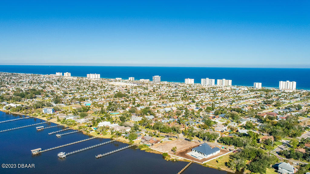 1075 John Anderson Drive Ormond Beach, FL 32176 - Photo 38 of 40 IMG_2754