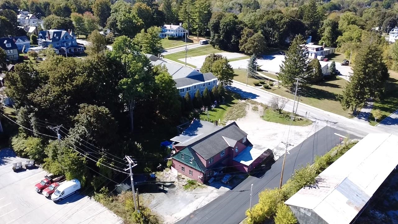 126 Washington Avenue Bennington, VT 05201 - Photo 3 of 29