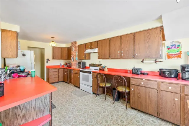 $415,000 | 126 Washington Avenue, Bennington, VT 05201