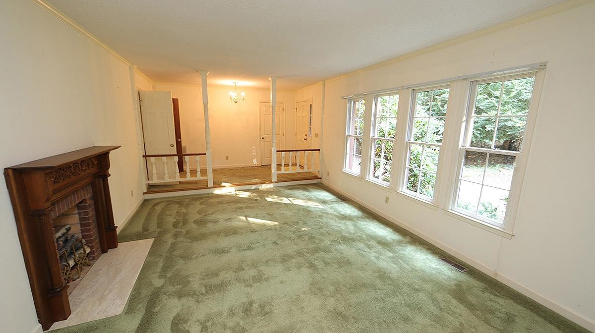 9417 Barton Creek Road Raleigh, NC 27615 - Photo 11 of 24 Living Room