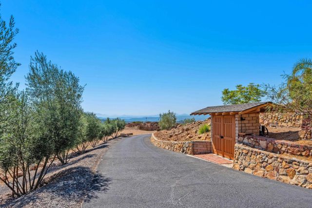 $5,667,000 | 15535 Westview Road, Poway, CA 92064