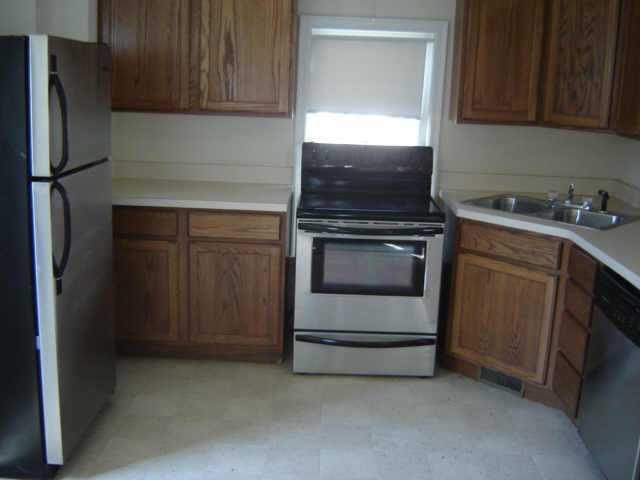 53 West Pacemont Road Columbus, OH 43202 - Photo 2 of 5 Gallery Image 2