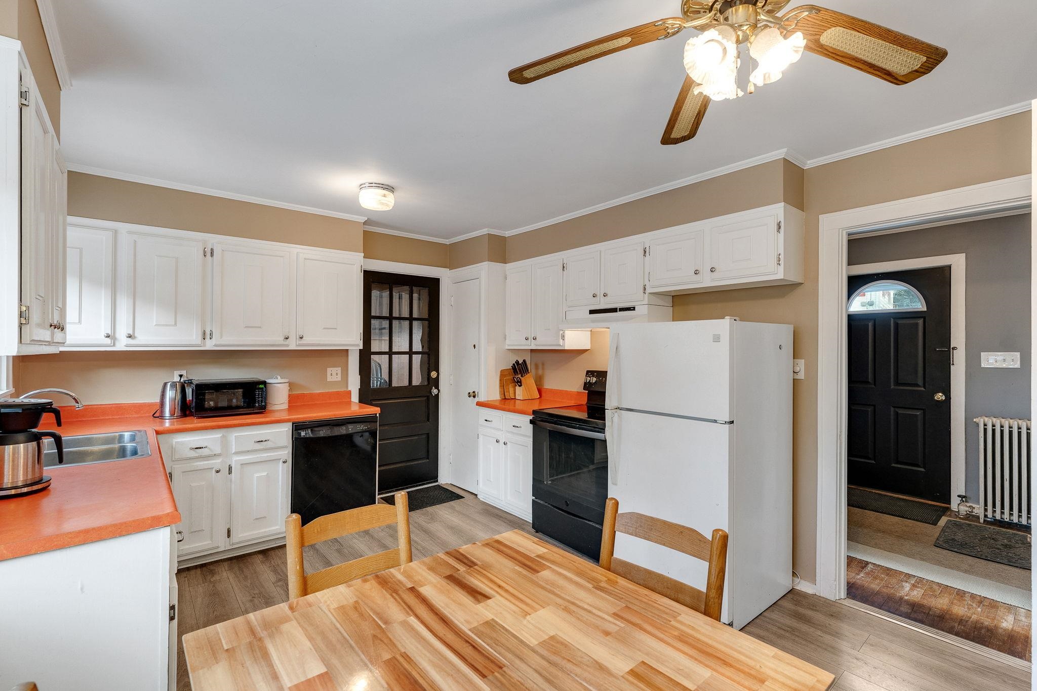 52 Biggs Street Barre, VT 05641 - Photo 17 of 43