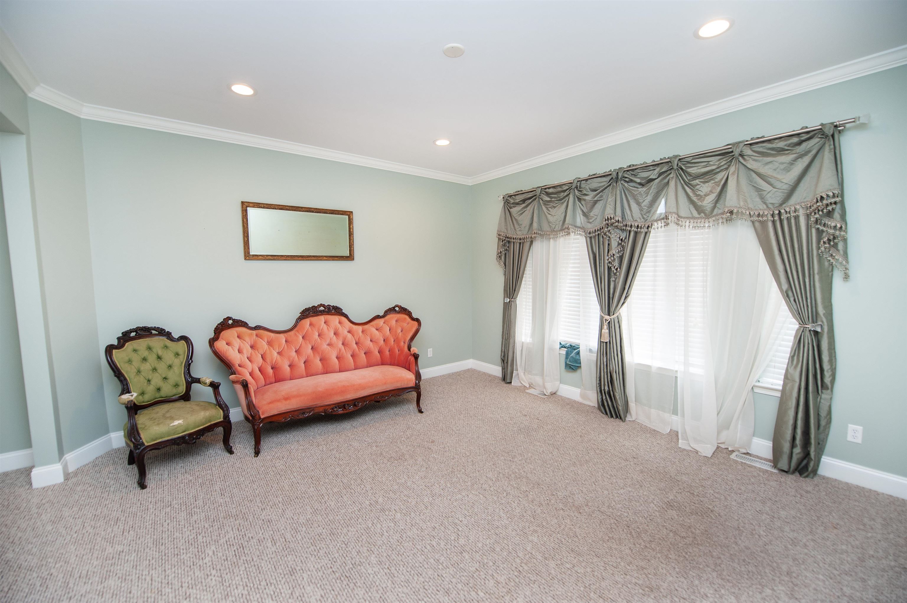 418 Harbour View Drive Chesnee, SC 29323 - Photo 5 of 38