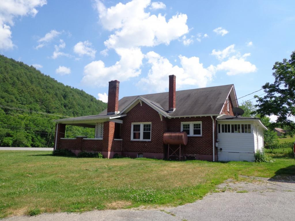 129 Dugger Hollow Road Butler, TN 37640 - Photo 2 of 19 Photo 2