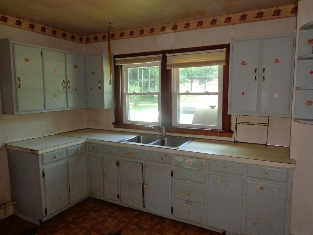 129 Dugger Hollow Road Butler, TN 37640 - Photo 9 of 19 Photo 9