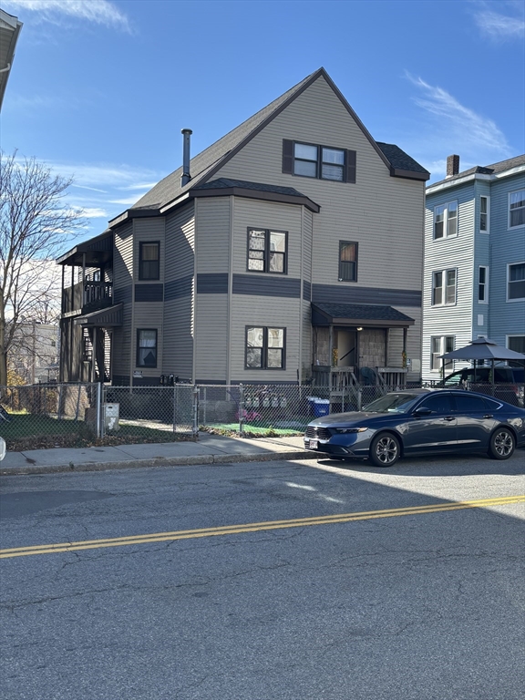 58 Granite Street Worcester, MA 01604 - Photo 2 of 5 Gallery Image 2