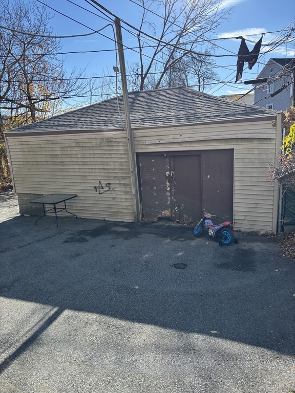 58 Granite Street Worcester, MA 01604 - Photo 4 of 5 Gallery Image 4