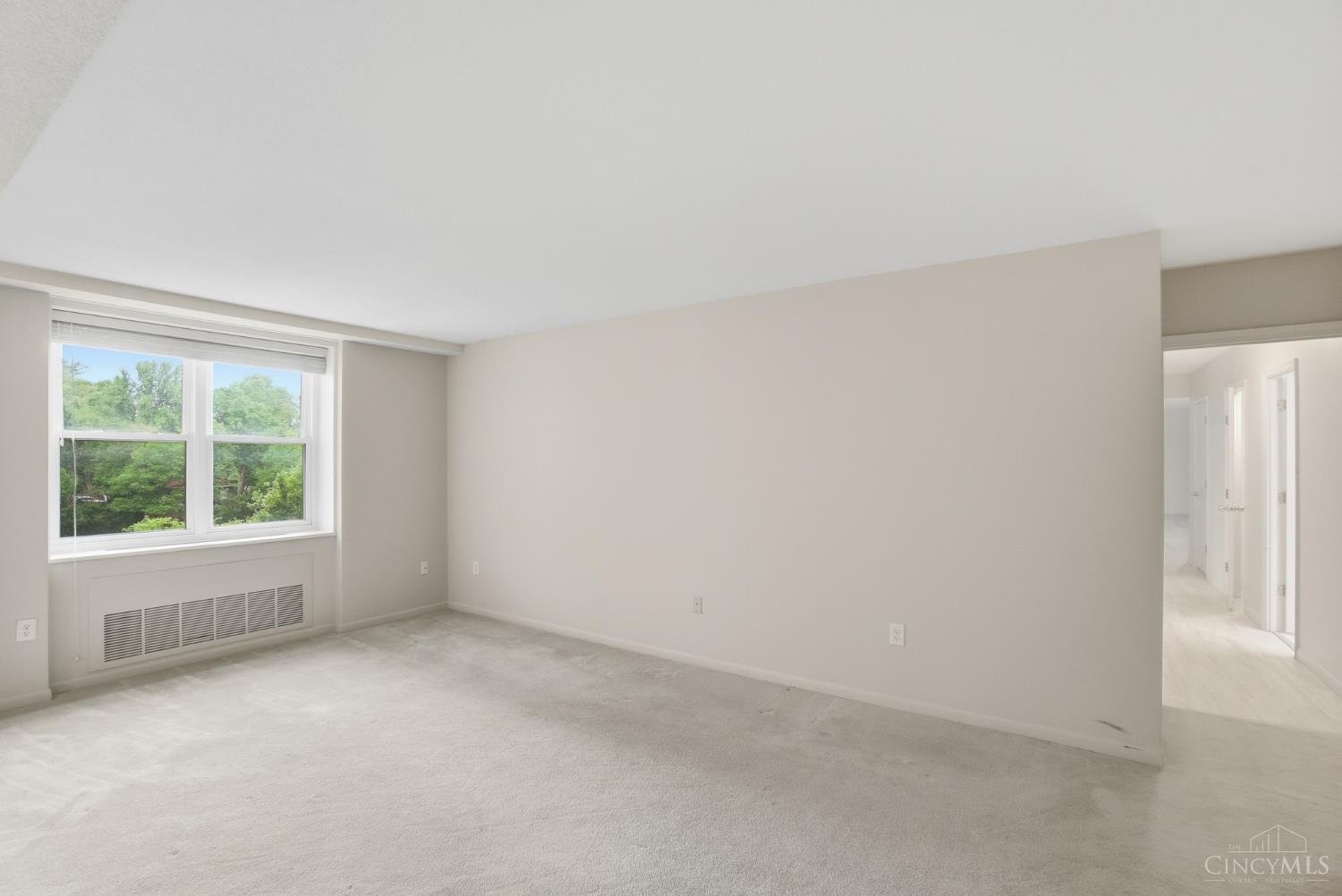 2444 Madison Road, Unit 408 Cincinnati, OH 45208 - Photo 18 of 49