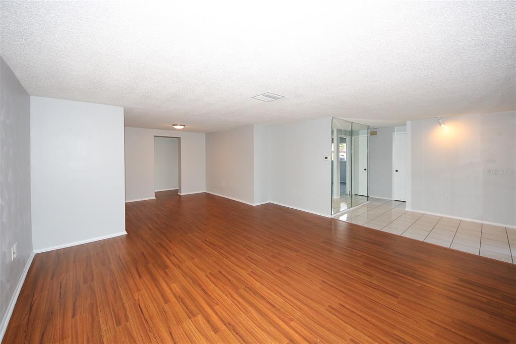 10740 Oldham Road Port Richey, FL 34668 - Photo 5 of 25 Gallery Image 5