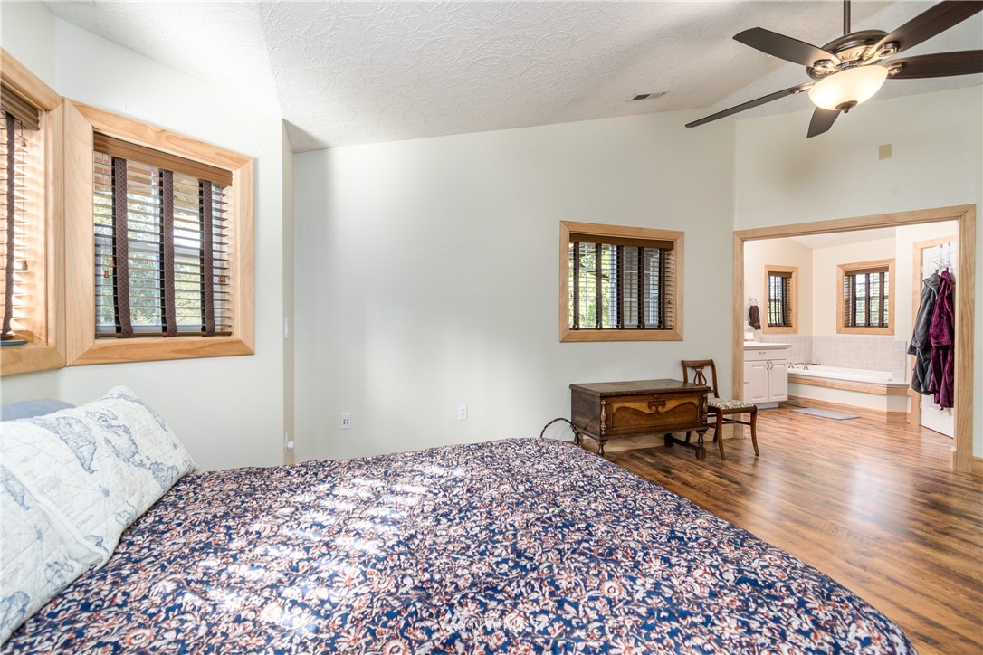 287 Rutherford Lane Castle Rock, WA 98611 - Photo 12 of 39 Gallery Image 12