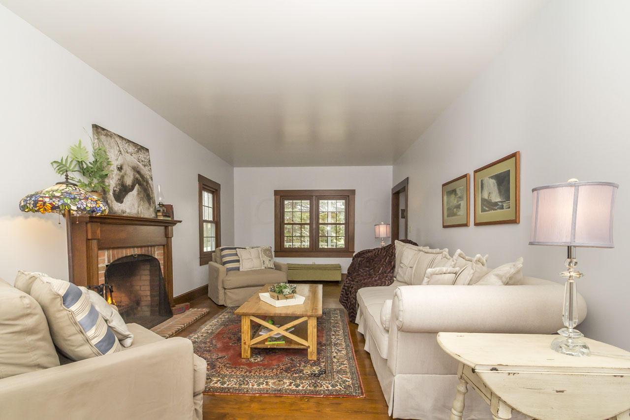 948 Pollock Road Delaware, OH 43015 - Photo 7 of 61