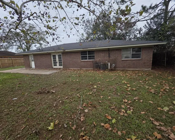 $110,000 | 408 Dwyer Street, Angleton, TX 77515
