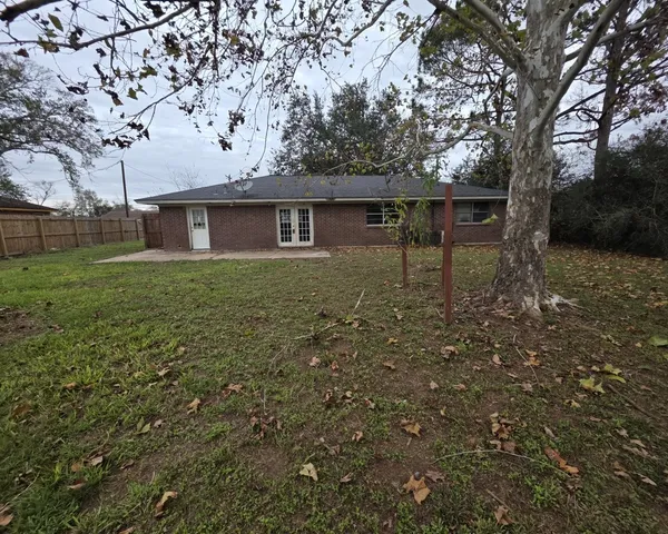 $110,000 | 408 Dwyer Street, Angleton, TX 77515