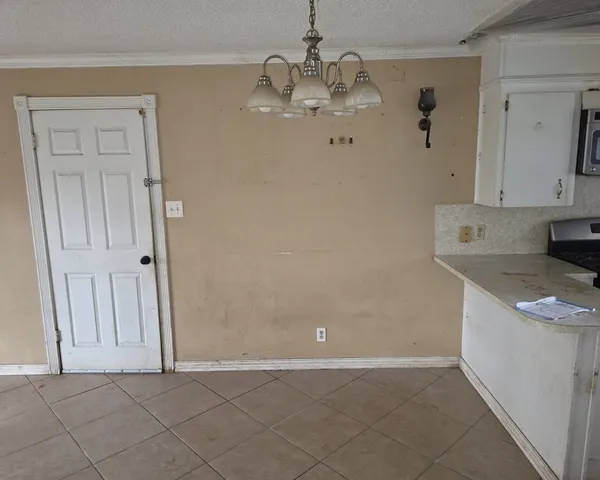 $110,000 | 408 Dwyer Street, Angleton, TX 77515