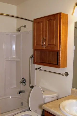 $615 | 152 North Washington Street, Perry, MI 48872