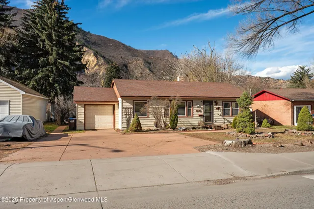 $715,000 | 1717 Grand Avenue, Glenwood Springs, CO 81601
