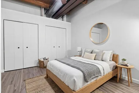 $490,000 | 420 West Ontario Street, Unit 202, Chicago, IL 60654