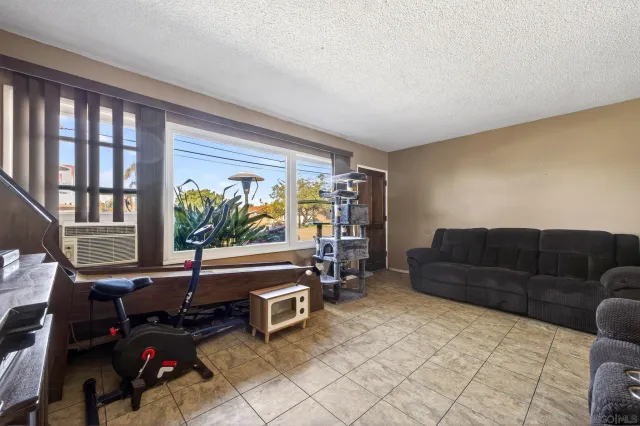 $1,249,999 | 82-86 Quintard Street, Chula Vista, CA 91911