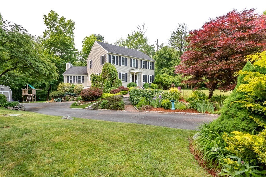 5 Oxbow Road Canton, MA 02021 - Photo 3 of 27 Gallery Image 3