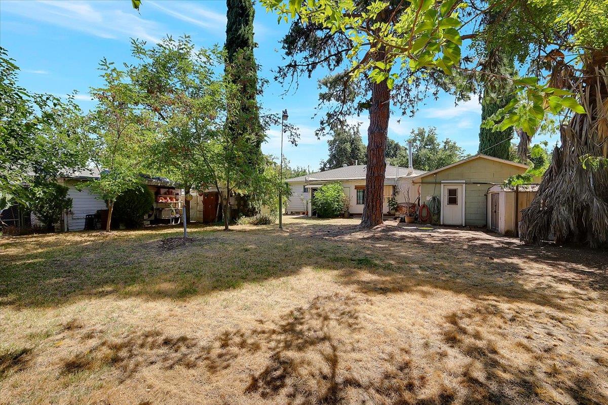 2060 Locust Street Sutter, CA 95982 - Photo 32 of 61 BACKYARD BETWEEN THE TWO DWELLINGS