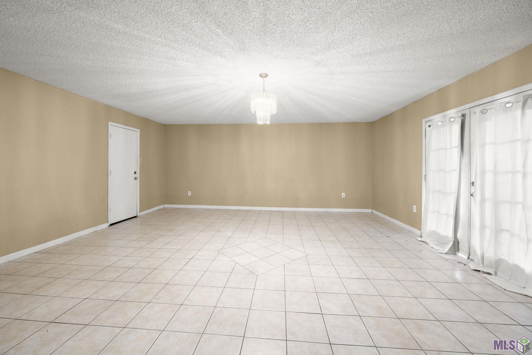 1054 Barkley Drive Baton Rouge, LA 70810 - Photo 12 of 27