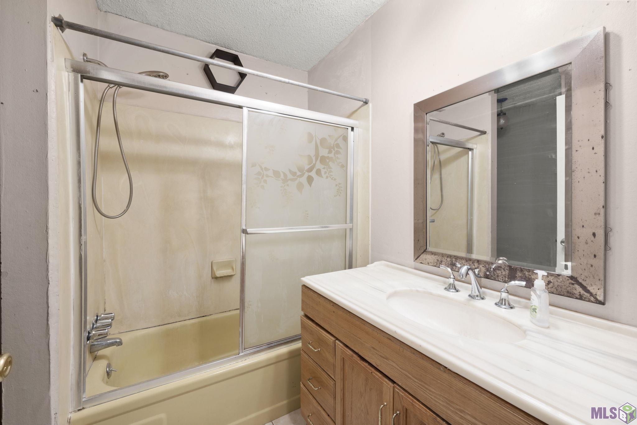 1054 Barkley Drive Baton Rouge, LA 70810 - Photo 21 of 27