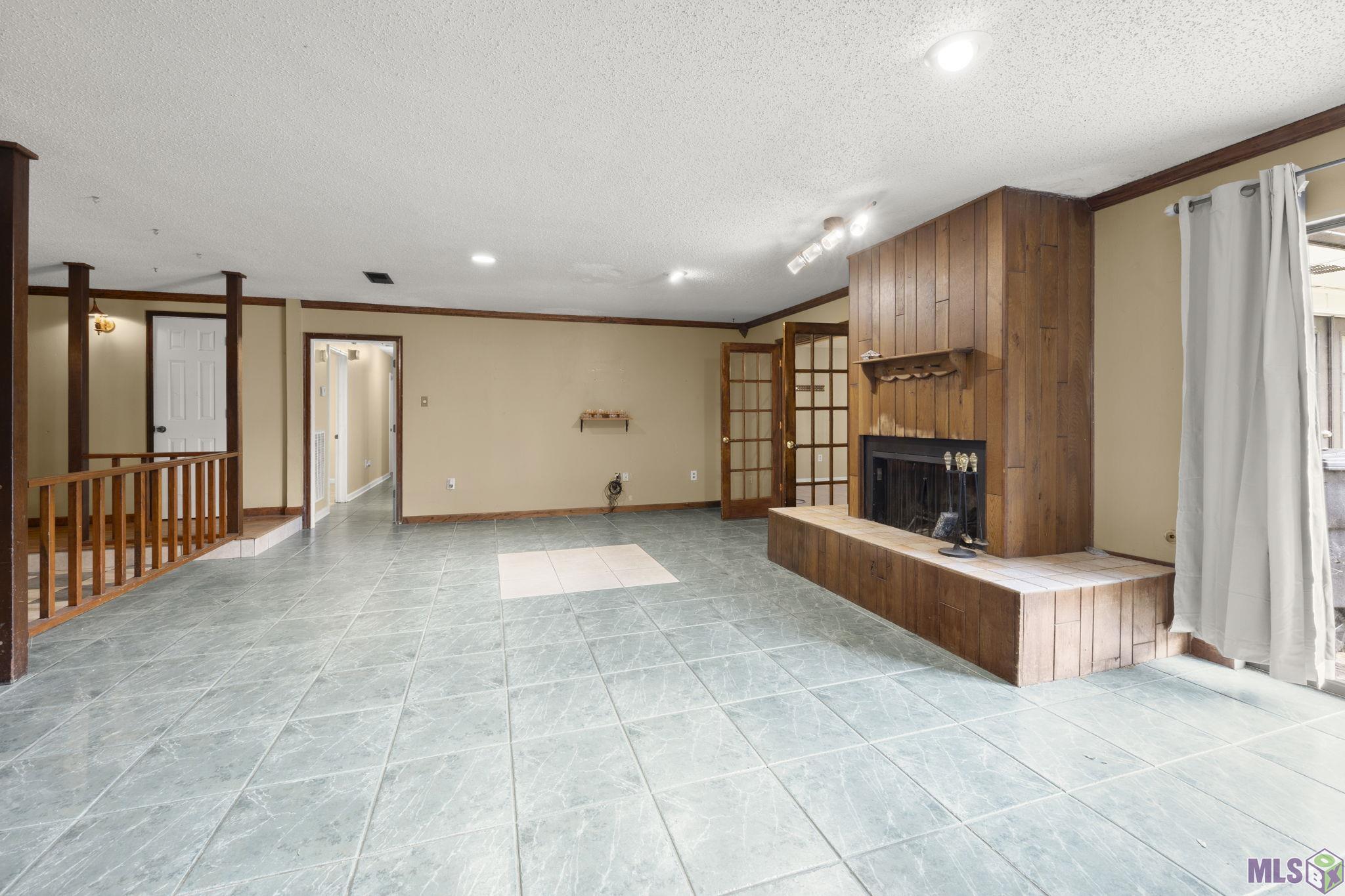 1054 Barkley Drive Baton Rouge, LA 70810 - Photo 7 of 27