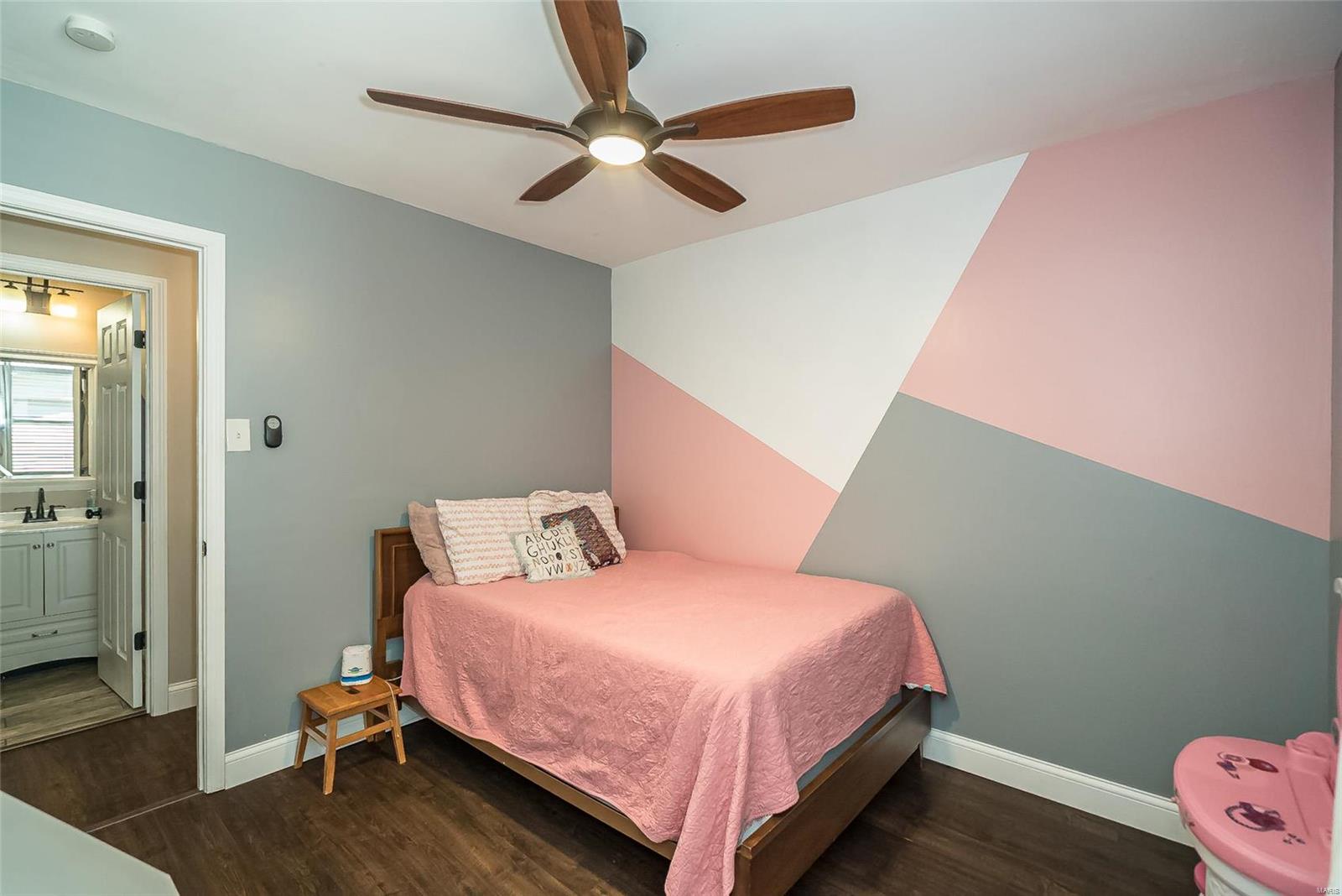 2968 Spring Water Drive St. Louis, MO 63129 - Photo 28 of 44