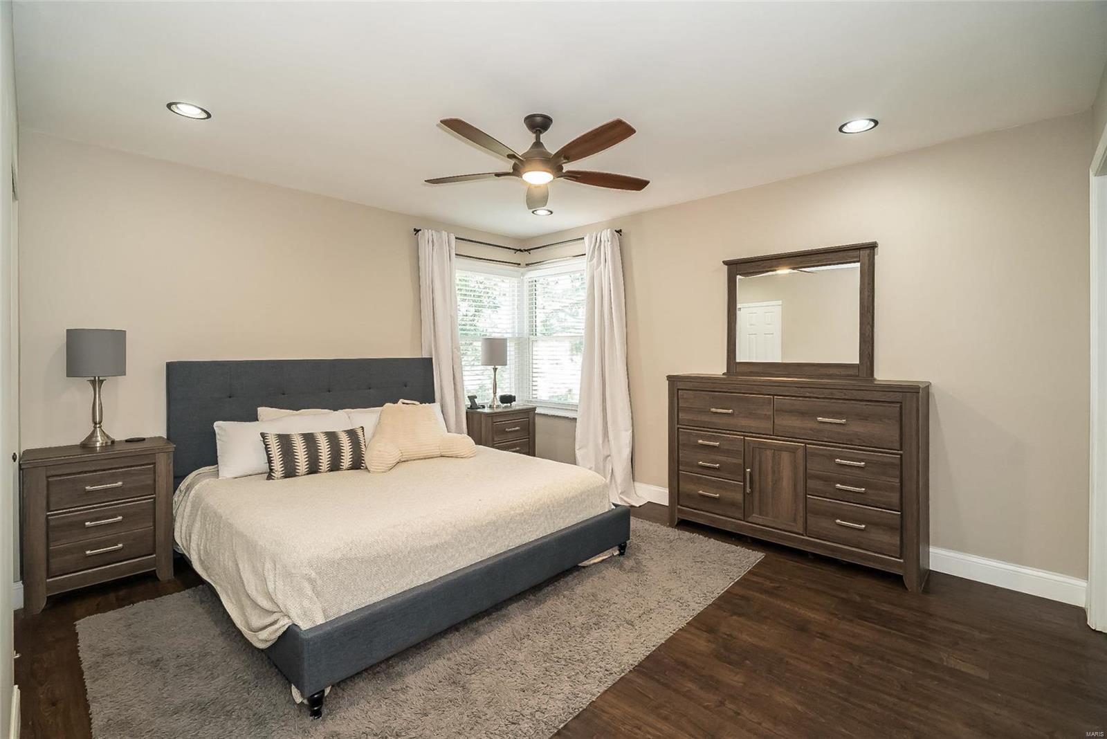 2968 Spring Water Drive St. Louis, MO 63129 - Photo 30 of 44