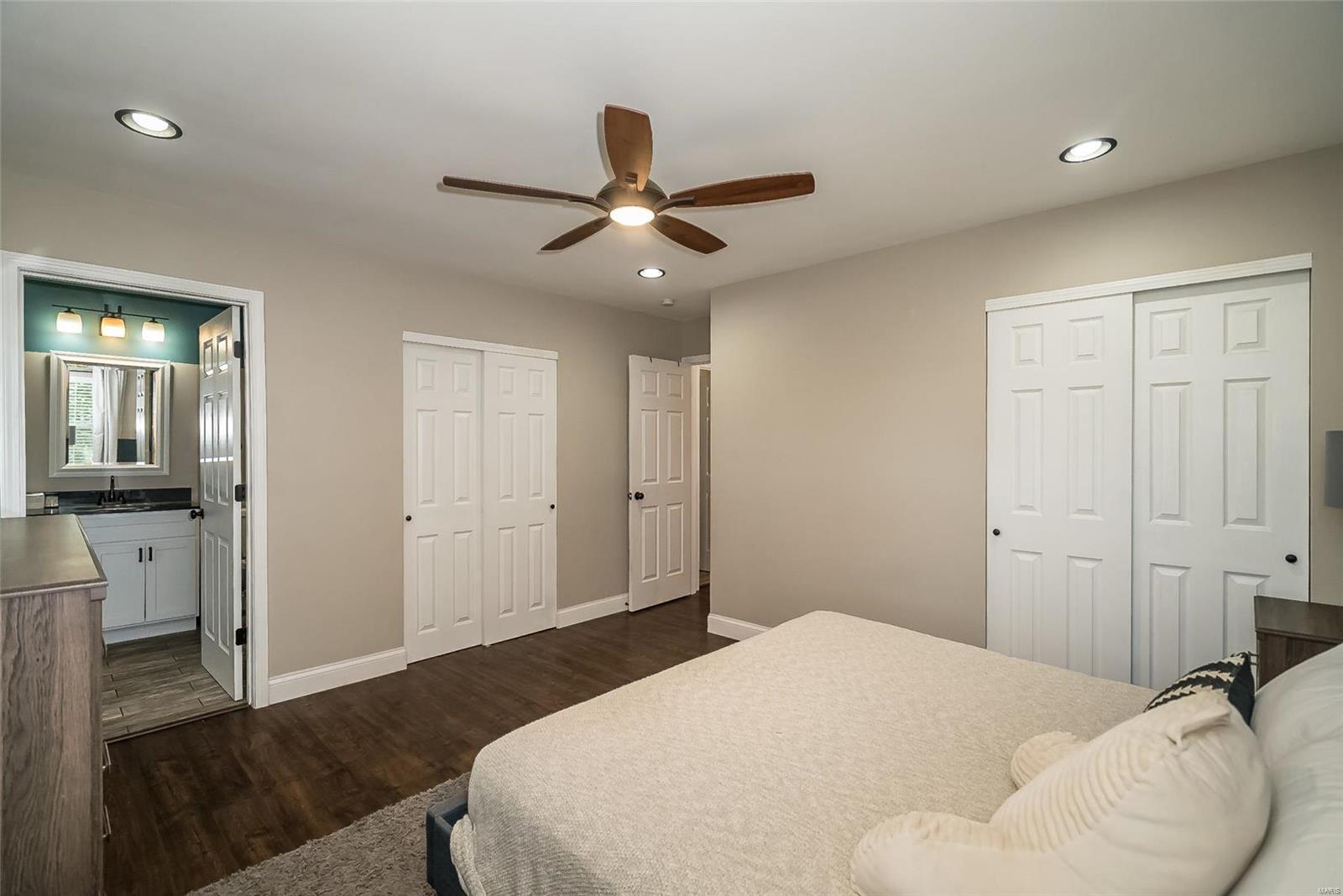 2968 Spring Water Drive St. Louis, MO 63129 - Photo 32 of 44