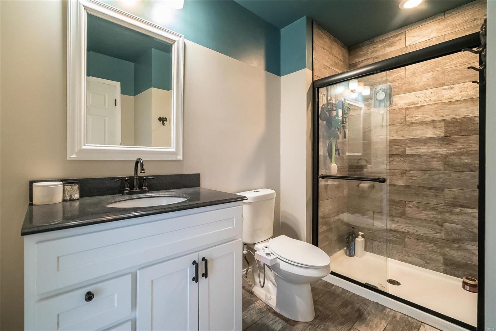 2968 Spring Water Drive St. Louis, MO 63129 - Photo 34 of 44