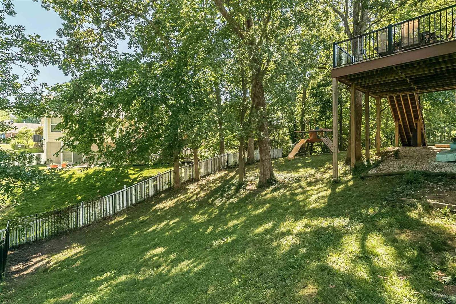 2968 Spring Water Drive St. Louis, MO 63129 - Photo 42 of 44