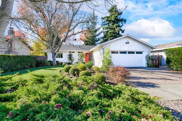 $729,000 | 1927 Calavaras Drive, Santa Rosa, CA 95405