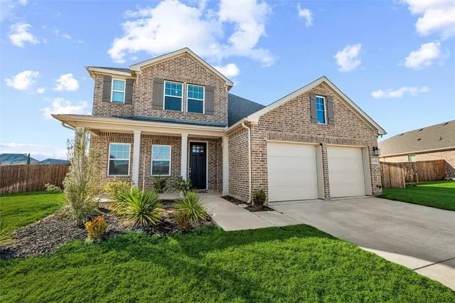 $2,800 | 13533 Brisky Way, Fort Worth, TX 76052