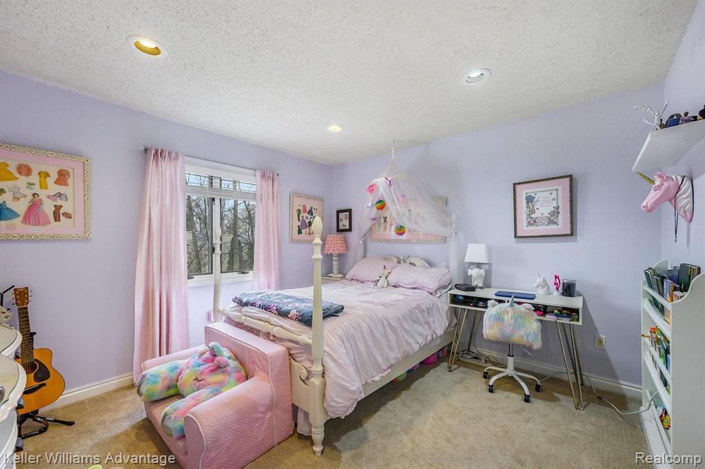 6940 Drake Road West Bloomfield, MI 48322 - Photo 21 of 59 Gallery Image 21