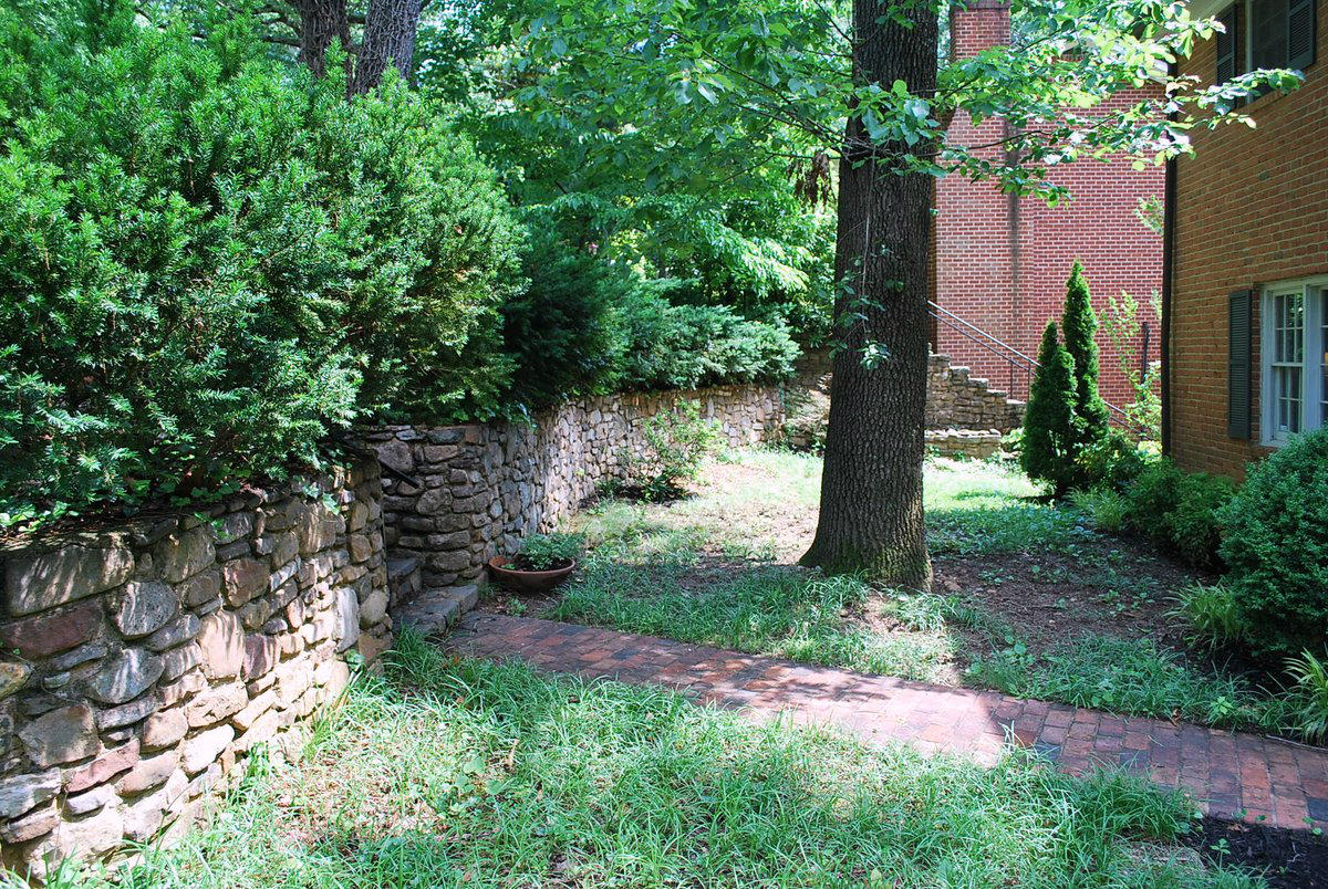 2629 Nottingham Road Southeast Roanoke, VA 24014 - Photo 7 of 64 DSC_0496
