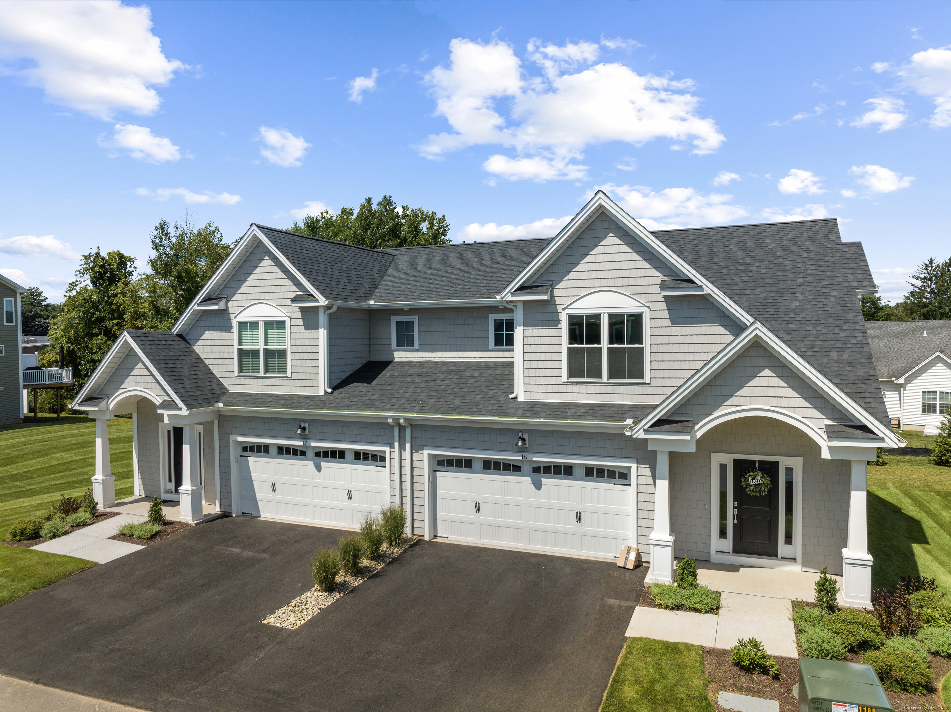 Welcome home to the Reserve at Stonebridge Crossing in beautiful Cheshire CT.
