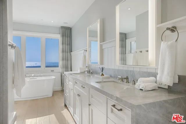 a view of deck with patio