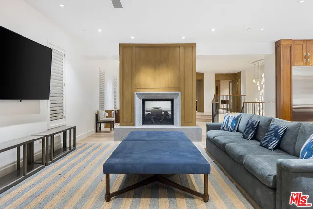 $45,000 | 1347 Palisades Beach Road, Santa Monica, CA 90401