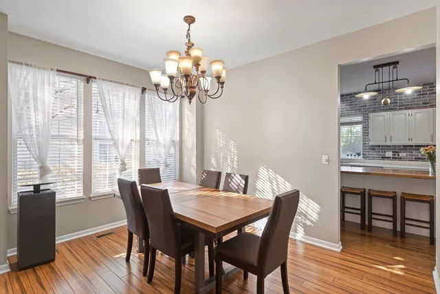 $539,000 | 1832 Harrison Avenue, Mundelein, IL 60060