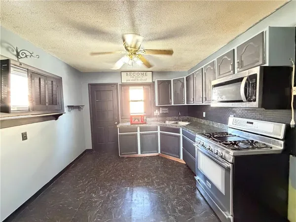 $154,900 | 212 Kingston Drive, Pittsburgh, PA 15235