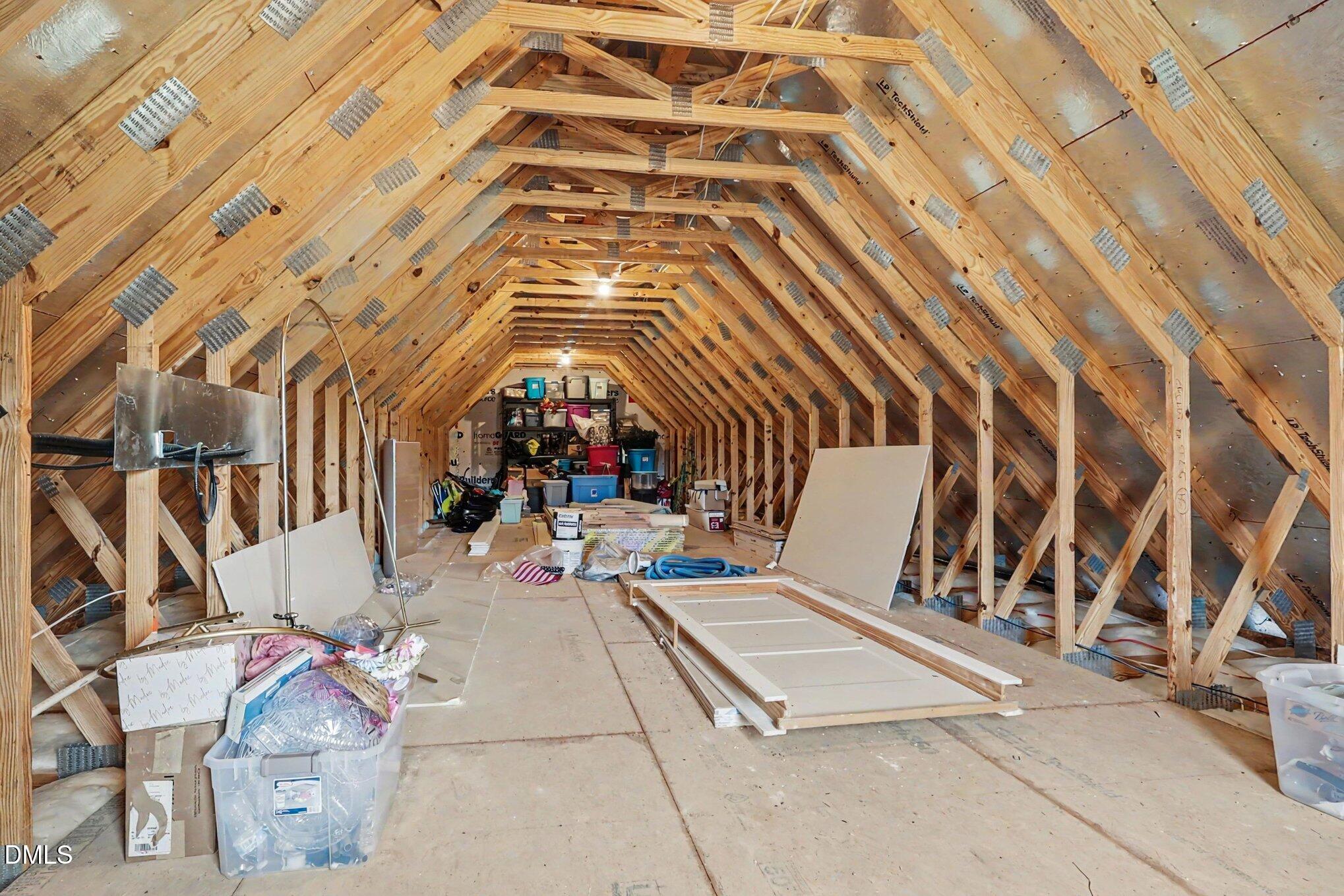 7839 Raleigh Road Benson, NC 27504 - Photo 40 of 50 010_file_3071